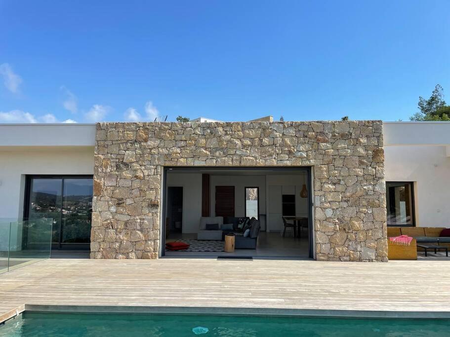 Villa Alandra Pietrosella 외부 사진