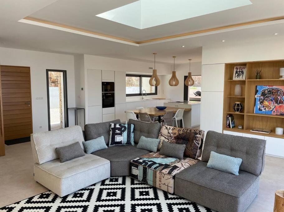 Villa Alandra Pietrosella 외부 사진