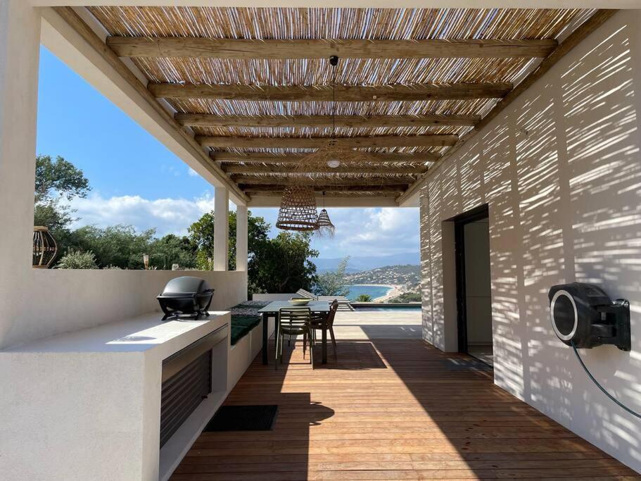 Villa Alandra Pietrosella 외부 사진
